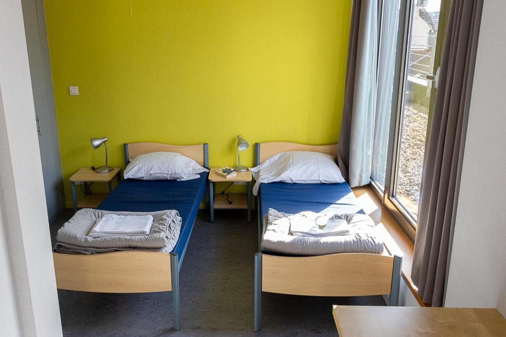 Youth Hostel Van Gogh Saint-Josse-ten-Noode Екстериор снимка